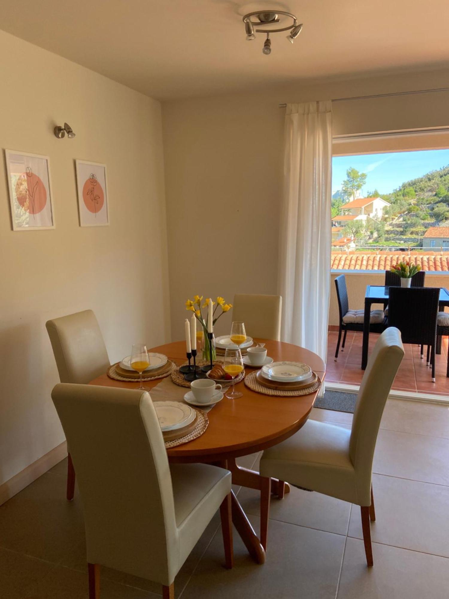 Apartments Eva Savar Екстер'єр фото